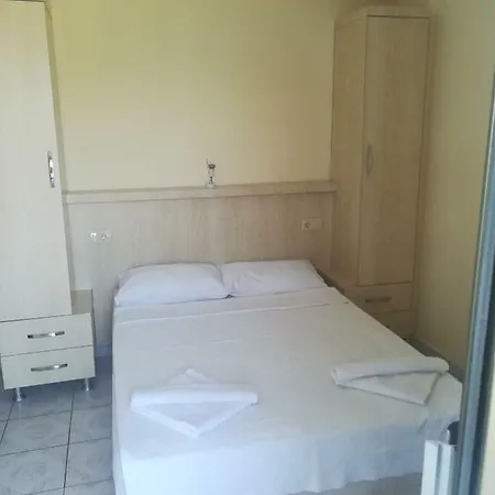 Kahraman Otel 2*