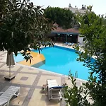 Kahraman Otel
